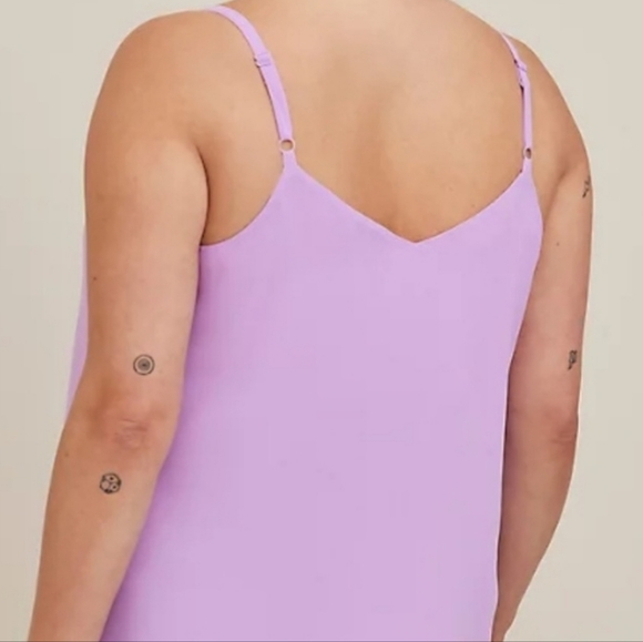 NWT SZ 2-Torrid Sophie Flowy Tank with subtle leopard jacquard print. - Picture 2 of 7